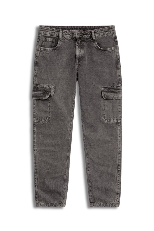LOOSE FIT CARGO DENIM